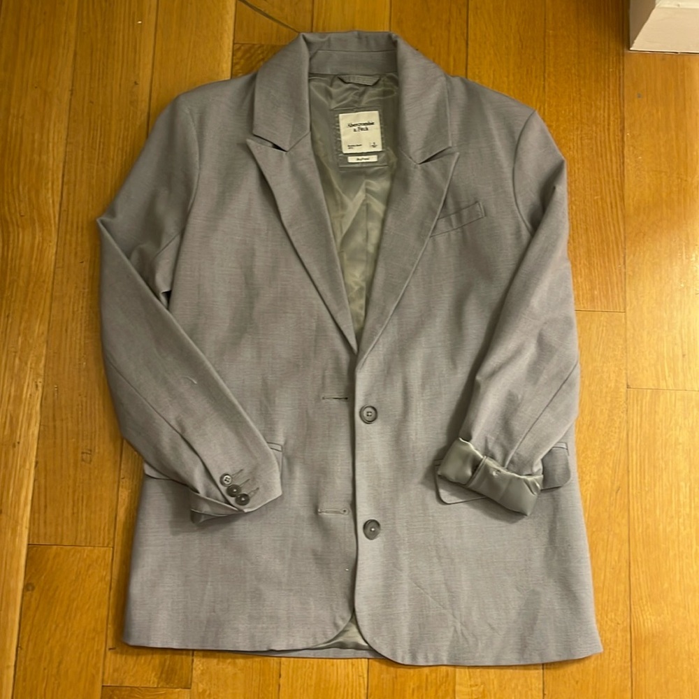 Grey blazer